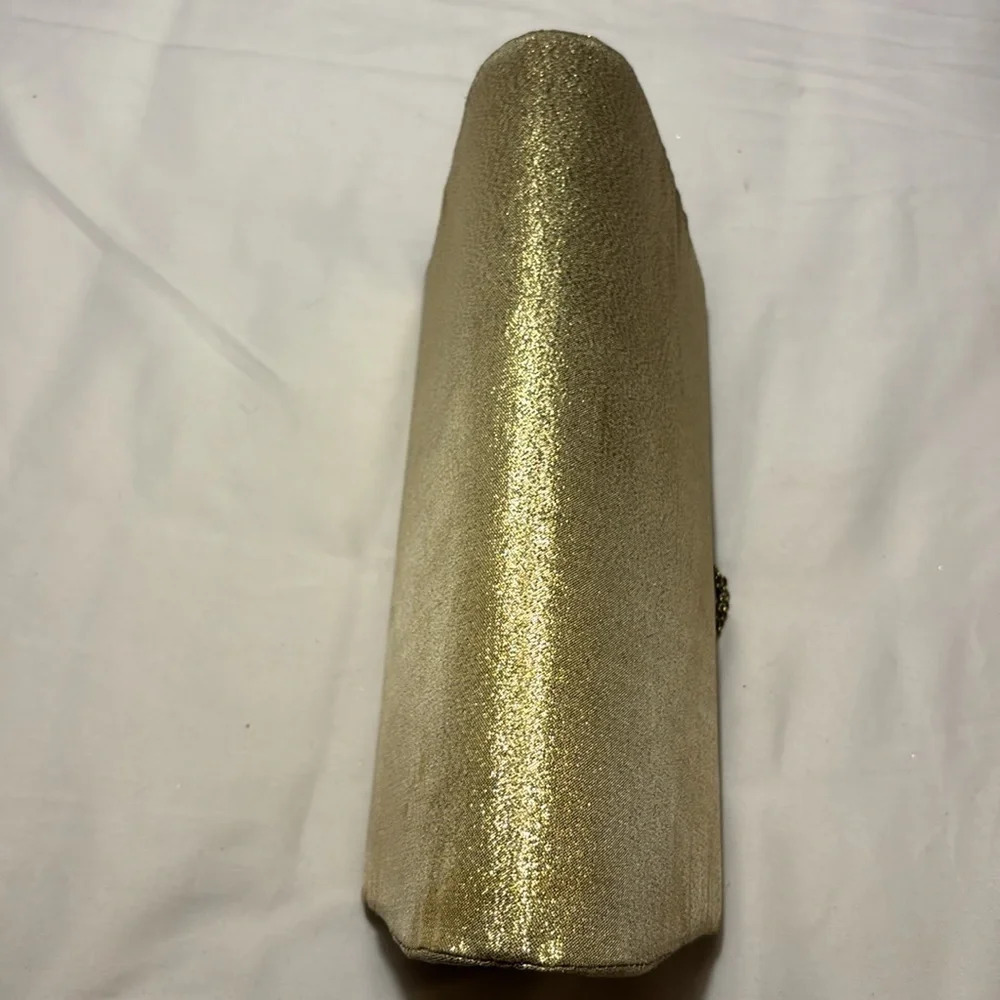 Vintage Retro Gold Clutch Bag with Metal Clasp and Chain Handbag Purse - Picture 5 of 8